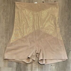 Star by Spanx Firm Control Lady Luxe High Waisted Shapewear Size M NWOT